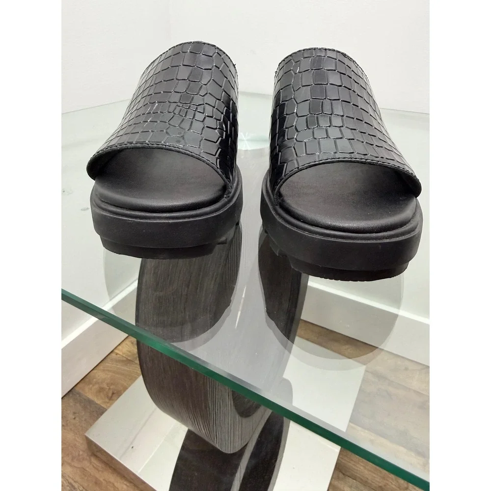 Sorel Brex Slide Sandal Black Croc Embossed Leather Platform Heel NL5085-010 7.5